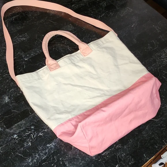 ❤️ Victoria Secret tote ❤️ - Picture 6 of 9